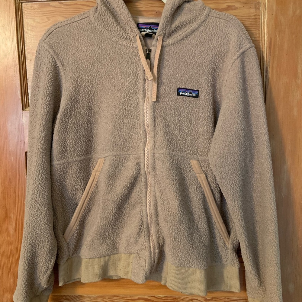 Patagonia Beige Fleece Jacket